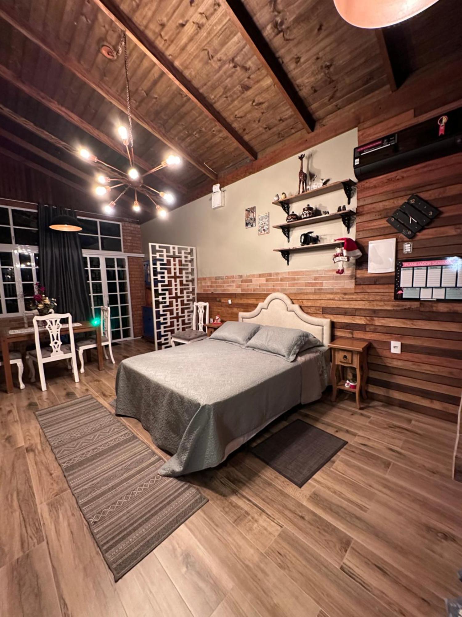 Arthi - Lindo Loft Recanto Dos Passarinhos Com Hidromassagem! * Balneario Camboriu